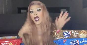 Nabisco drag queen